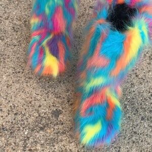 Green Faux Fur Boots sizes 6.5, 7